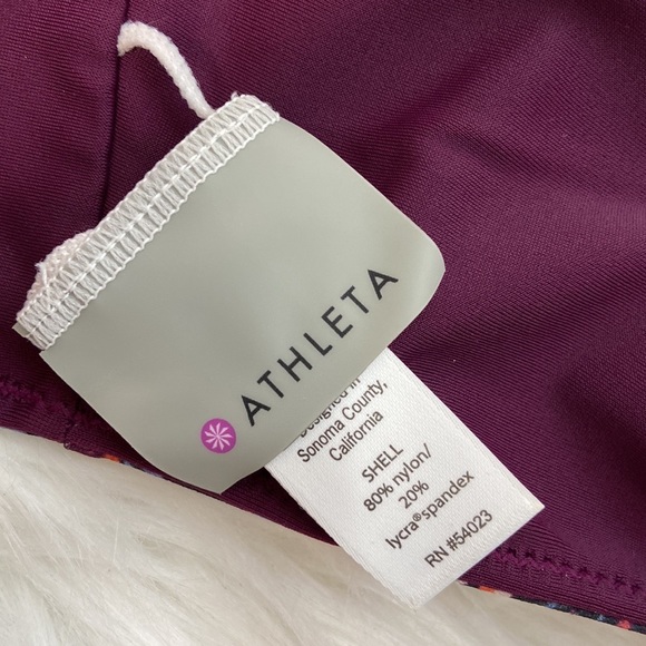 Athleta Reversible Bikini Top Sz XS NWOT - Picture 11 of 14